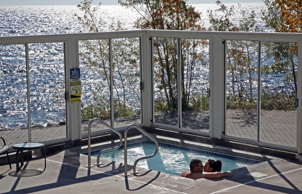 Bluefin Bay On Lake Superior 토프테 외부 사진