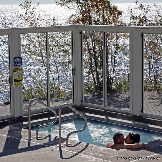 Bluefin Bay On Lake Superior 토프테 시설 사진