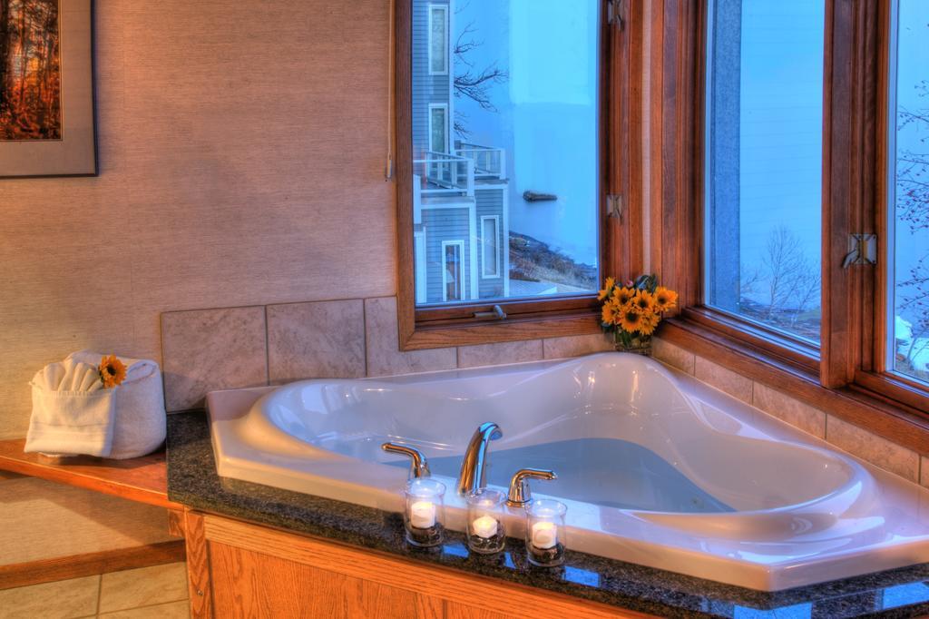 Bluefin Bay On Lake Superior 토프테 외부 사진