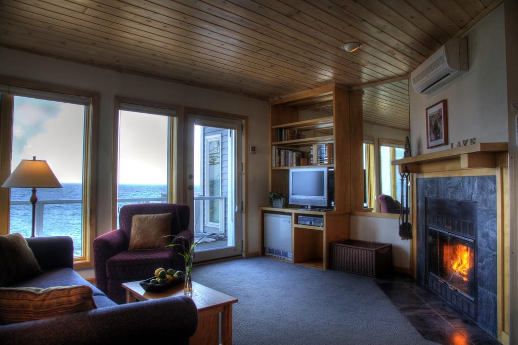 Bluefin Bay On Lake Superior 토프테 외부 사진